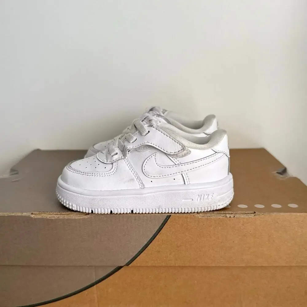 Nike Easyon ‘Triple White’ Toddler Sneakers- SZ 7 C